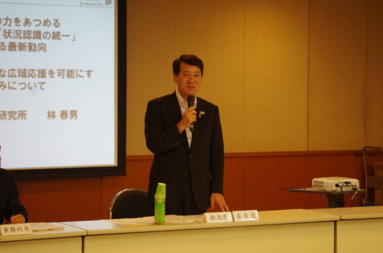 画像:泉田危機管理・防災特別委員会委員長(新潟県知事)